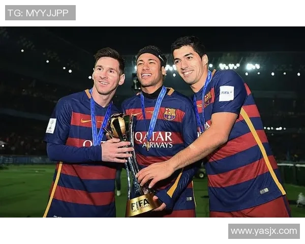 老牌足球明星重聚赛场精彩瞬间回顾视频分享 老牌足球明星重聚赛场精彩瞬间回顾视频分享