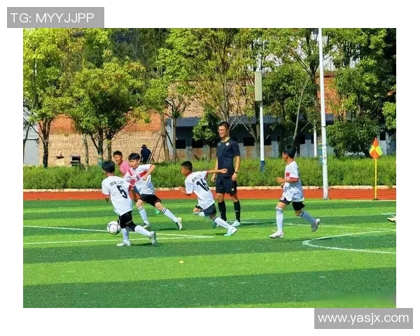 足球明星是否曾莅临青岛亲自参与足球赛事活动探讨